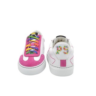 Sneakers PS Artigianali da donna in pelle bianca e dettagli in fucsia Sneakers PS Artigianali da donna in pelle bianca e dettagli in fucsia